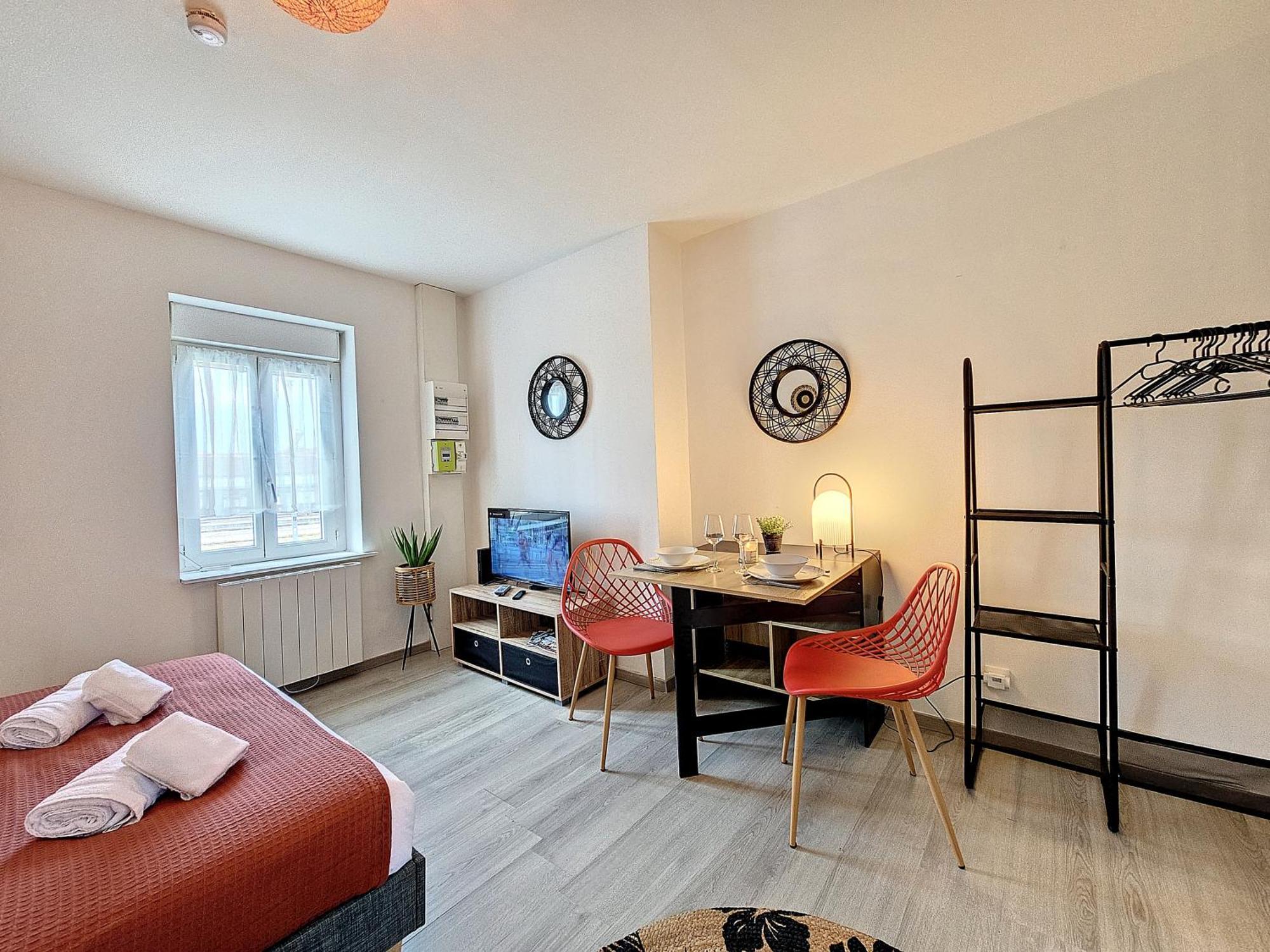 L'Auberge De La Gare, Appartements Tout Confort, Proches Gare Yzeure Екстериор снимка