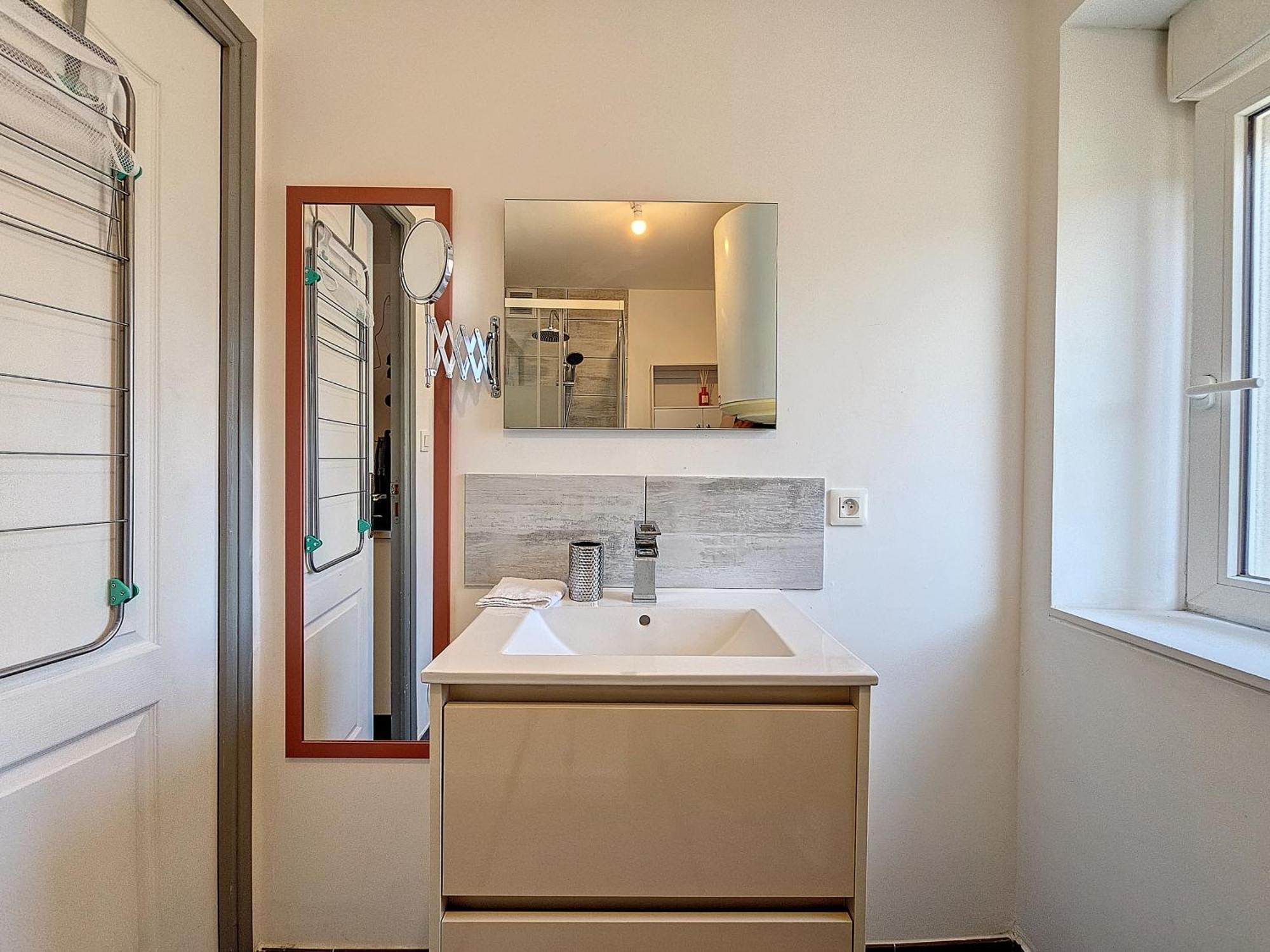 L'Auberge De La Gare, Appartements Tout Confort, Proches Gare Yzeure Екстериор снимка